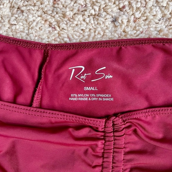 Set: Riot Swim Milli + Ivy Mini Skirt Cover Up Set in Merlot Burgundy Size Small - Picture 12 of 13